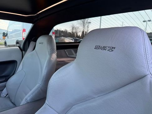 Used 1996 Chevrolet Corvette Coupe image 34