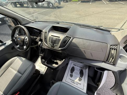 Used 2019 Ford Transit 250 148 Low Roof RWD image 26