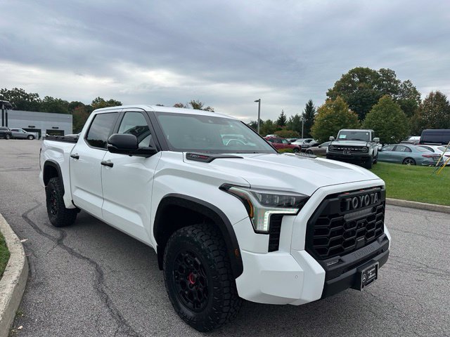 Used 2025 Toyota Tundra TRD Pro AWD/4WD image 7