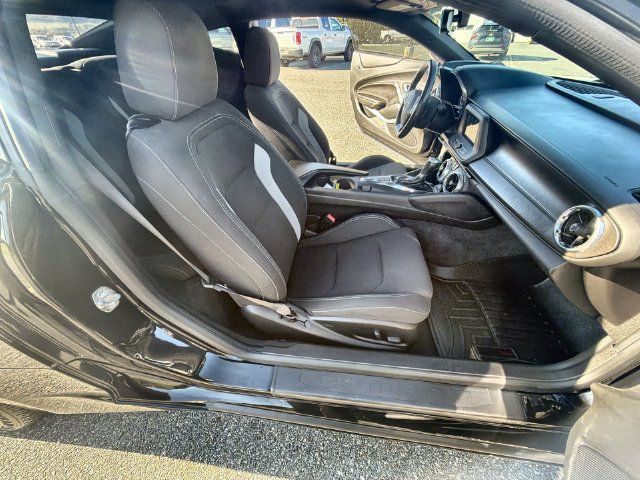 Used 2019 Chevrolet Camaro LT RWD image 29