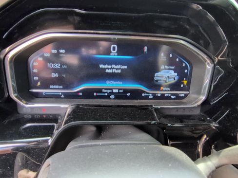 Used 2022 Chevrolet Silverado 1500 LT RWD image 12