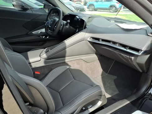 Used 2024 Chevrolet Corvette Stingray Coupe w/ 1LT image 10