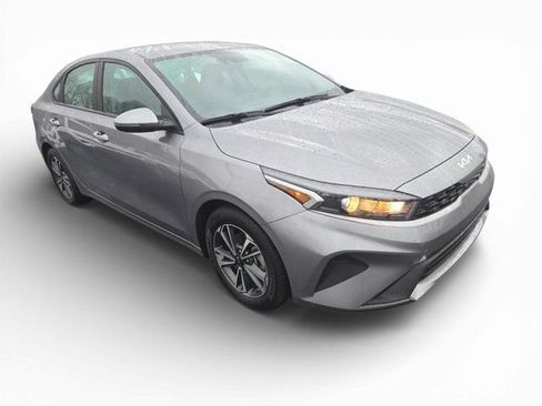 Used 2024 Kia Forte LXS w/ LXS Technology Package image 1