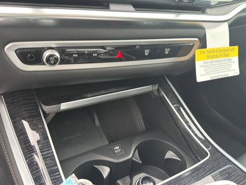 New 2026 BMW X5 sDrive40i w/ Executive Package RWD image 28