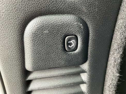 Used 2023 Dodge Durango GT image 30