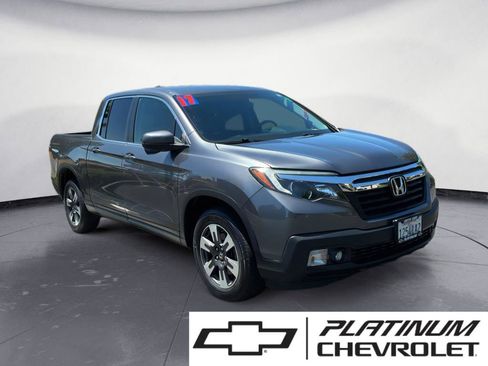 Used 2017 Honda Ridgeline RTL-T image 1