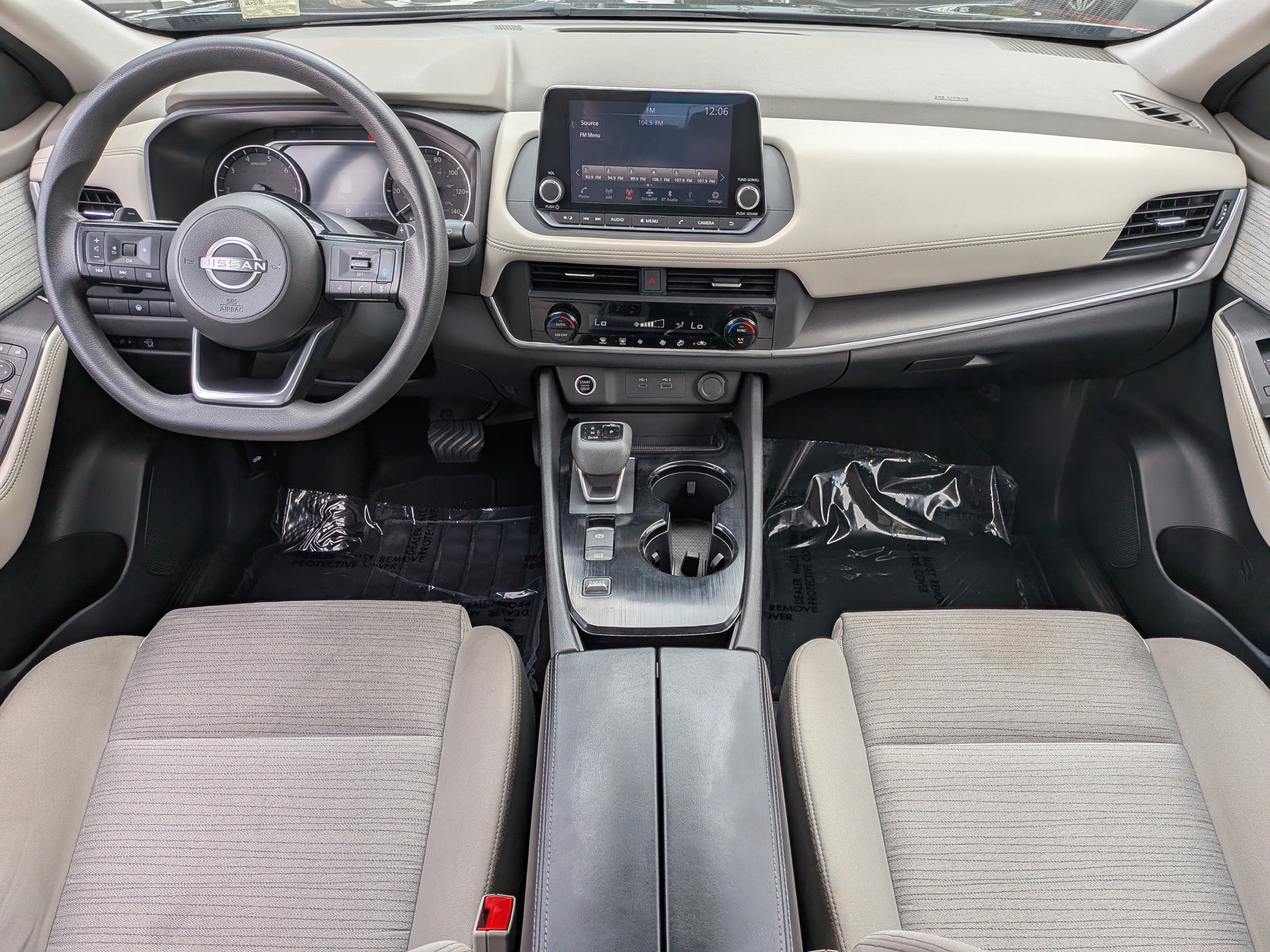 Used 2023 Nissan Rogue SV FWD image 16
