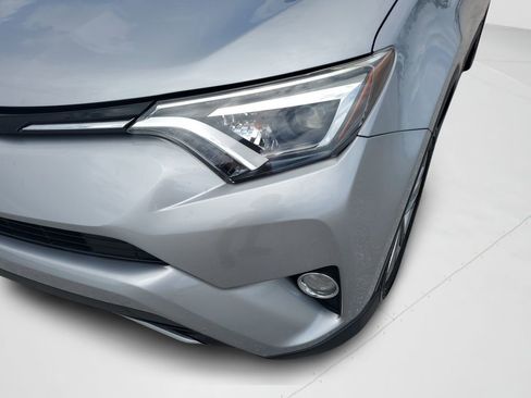 Used 2017 Toyota RAV4 Limited FWD image 26