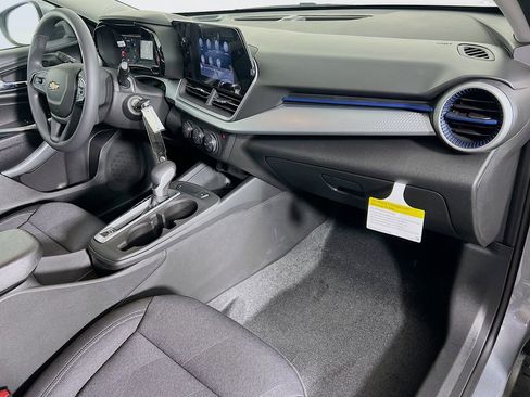 New 2026 Chevrolet Trax LS image 27