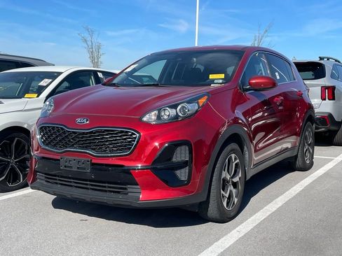 Used 2020 Kia Sportage LX image 3