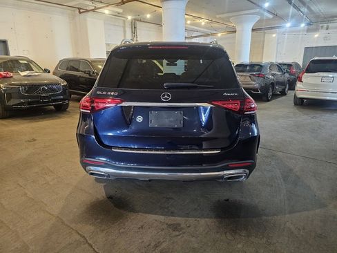 Used 2022 Mercedes-Benz GLE 350 4MATIC image 3