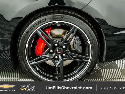 Certified 2024 Chevrolet Corvette Stingray Premium Cpe w/ Z51 Performance Package RWD image 31