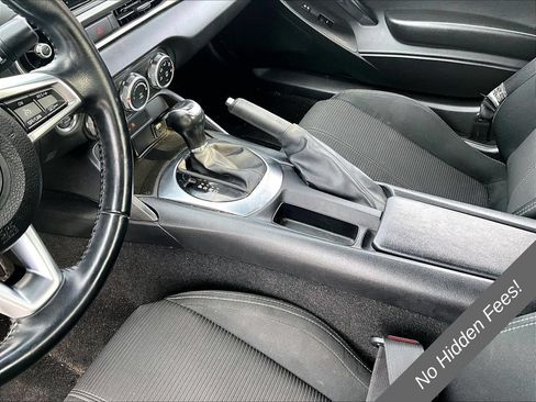 Used 2018 FIAT 124 Spider Classica RWD image 10