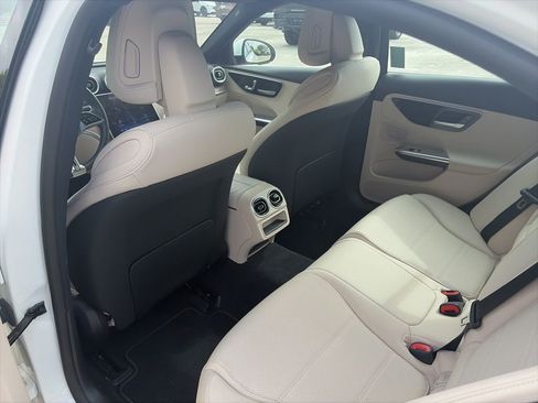 Used 2024 Mercedes-Benz C 300 Sedan image 10