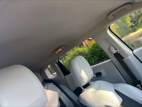 Used 2018 Jeep Compass Latitude w/ Popular Equipment Group AWD/4WD image 20