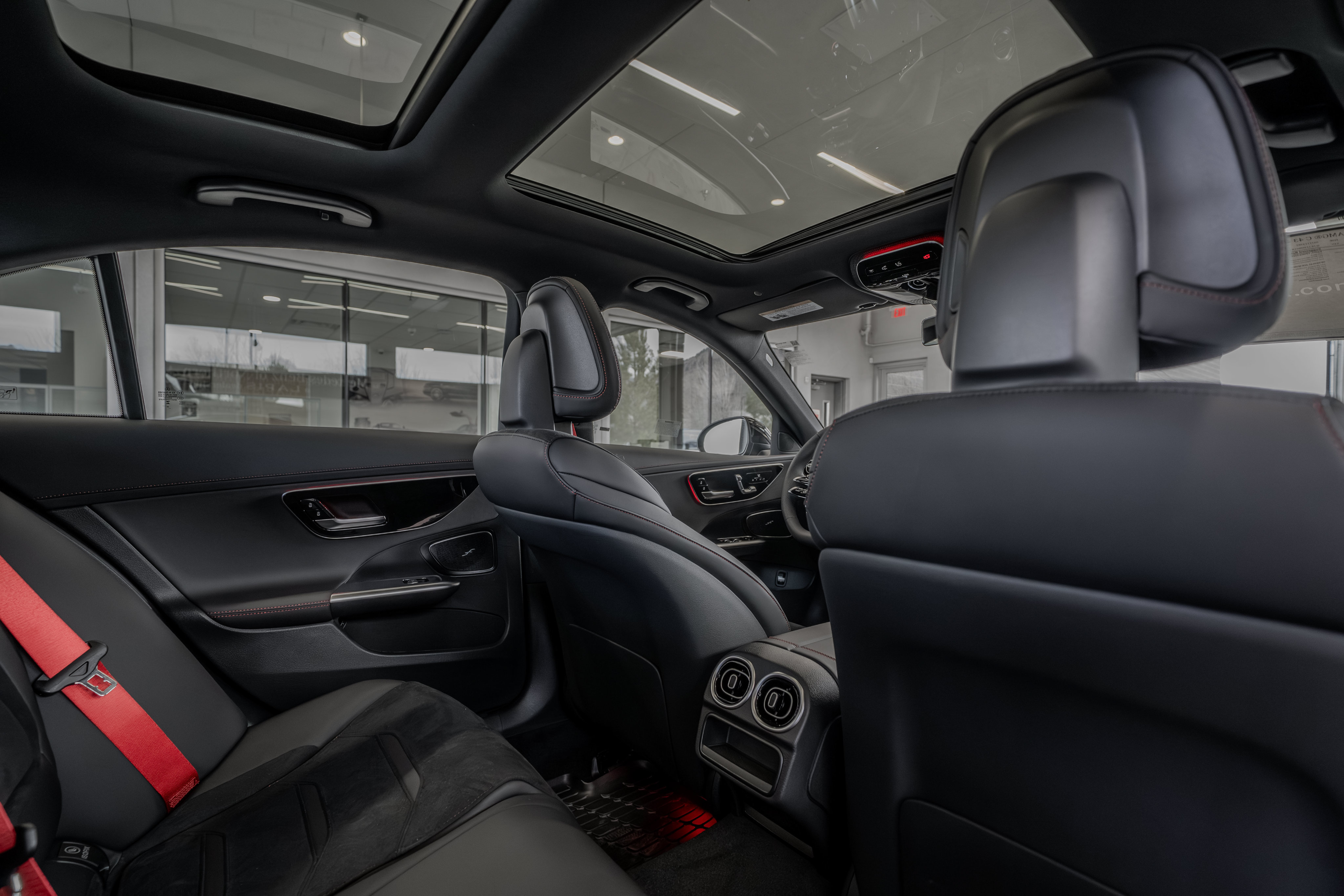 Used 2026 Mercedes-Benz C 43 AMG 4MATIC Sedan image 28