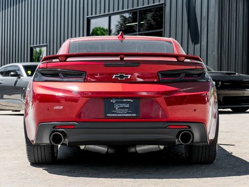 Used 2016 Chevrolet Camaro SS RWD image 6