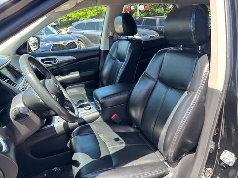 Used 2018 Nissan Pathfinder SL w/ Midnight Edition Package AWD/4WD image 17