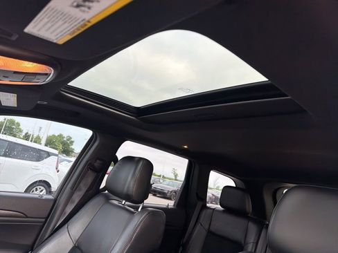 Used 2018 Jeep Grand Cherokee Altitude AWD/4WD image 20
