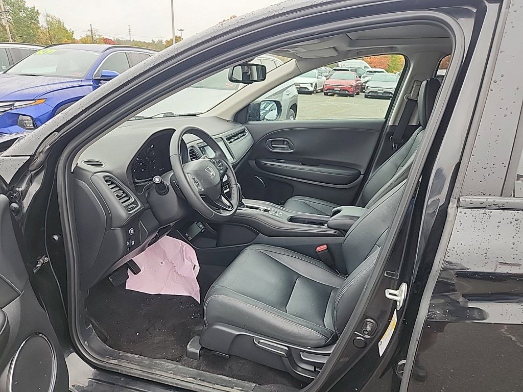 Used 2021 Honda HR-V EX-L image 9