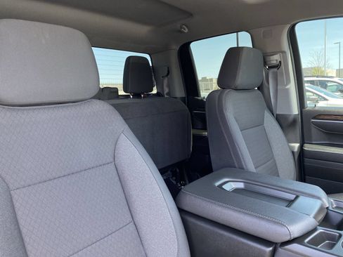 Used 2024 GMC Sierra 1500 Elevation w/ LPO, Elevation Black Package AWD/4WD image 21