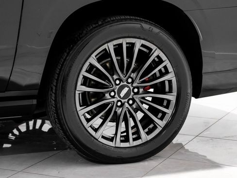 Used 2023 Cadillac Escalade ESV V image 50