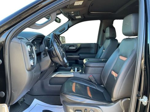 Used 2020 GMC Sierra 1500 AT4 w/ AT4 Premium Package image 9