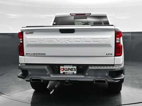 Used 2021 Chevrolet Silverado 1500 LTZ image 9
