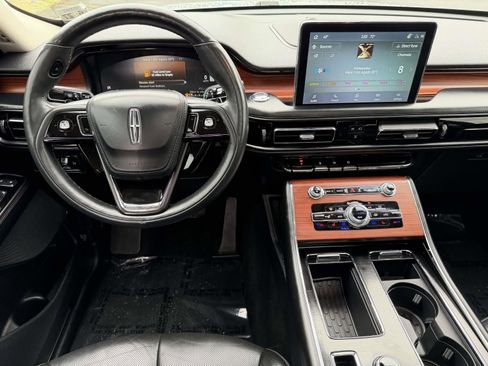 Used 2022 Lincoln Aviator Reserve w/ Elements Package Plus AWD/4WD image 8