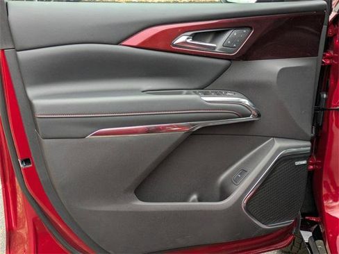 New 2026 Chevrolet Traverse RS w/ LPO, Floor Liner Package image 12