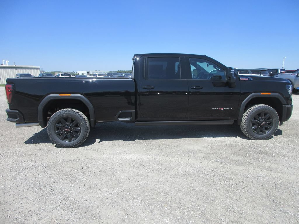 New 2026 GMC Sierra 3500 AT4 w/ AT4 Premium Plus Package AWD/4WD image 3