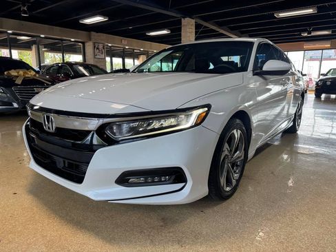Used 2018 Honda Accord EX image 3