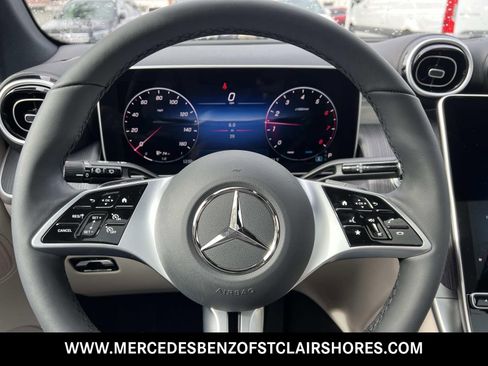 Used 2026 Mercedes-Benz GLC 300 4MATIC image 24