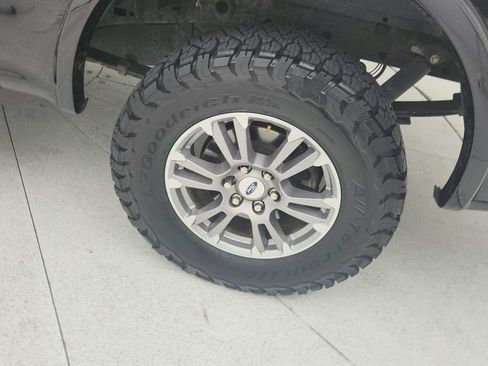 Used 2019 Ford F150 Lariat AWD/4WD image 28