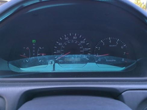 Used 2001 Toyota Solara Convertible FWD image 31