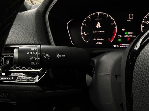Used 2025 Honda Civic Sport image 32