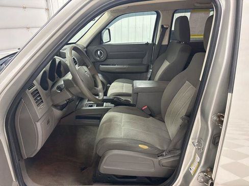 Used 2009 Dodge Nitro SE AWD/4WD image 6