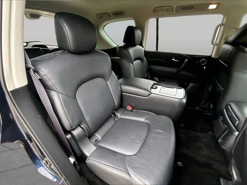 Used 2023 INFINITI QX80 Luxe w/ All-Season Package AWD/4WD image 21