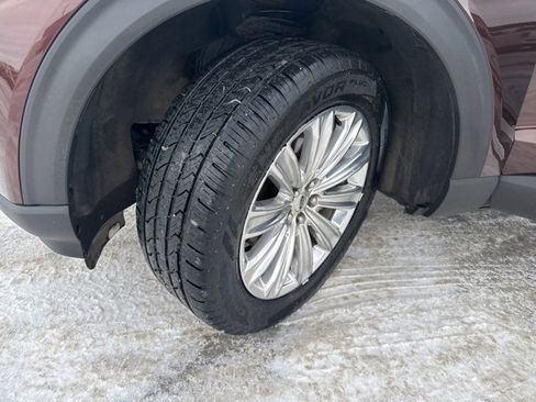 Used 2020 Ford Explorer Limited w/ Class III Trailer Tow Package image 23