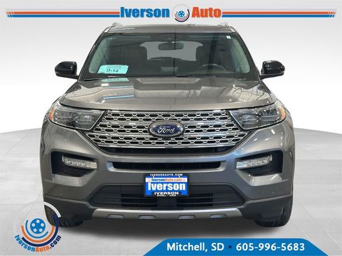 Used 2023 Ford Explorer Limited w/ Limited Technology Package AWD/4WD image 3