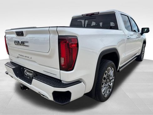 Used 2024 GMC Sierra 1500 Denali Ultimate AWD/4WD image 8