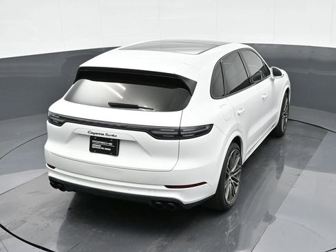 Certified 2022 Porsche Cayenne Turbo image 29