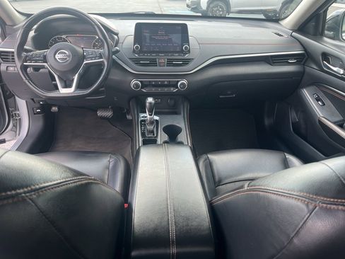 Used 2020 Nissan Altima 2.5 SR image 12