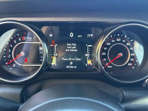 Used 2021 Jeep Gladiator Mojave image 26