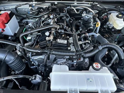 Used 2025 Toyota 4Runner SR5 image 12