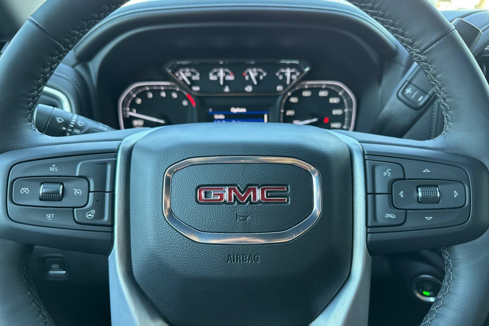 Used 2022 GMC Sierra 1500 SLE RWD image 24