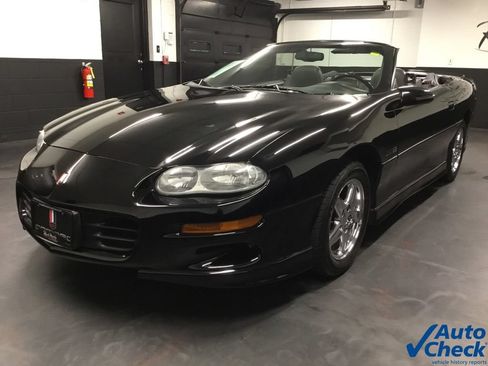 Used 2000 Chevrolet Camaro Z28 w/ Sport Appearance Pkg RWD image 5