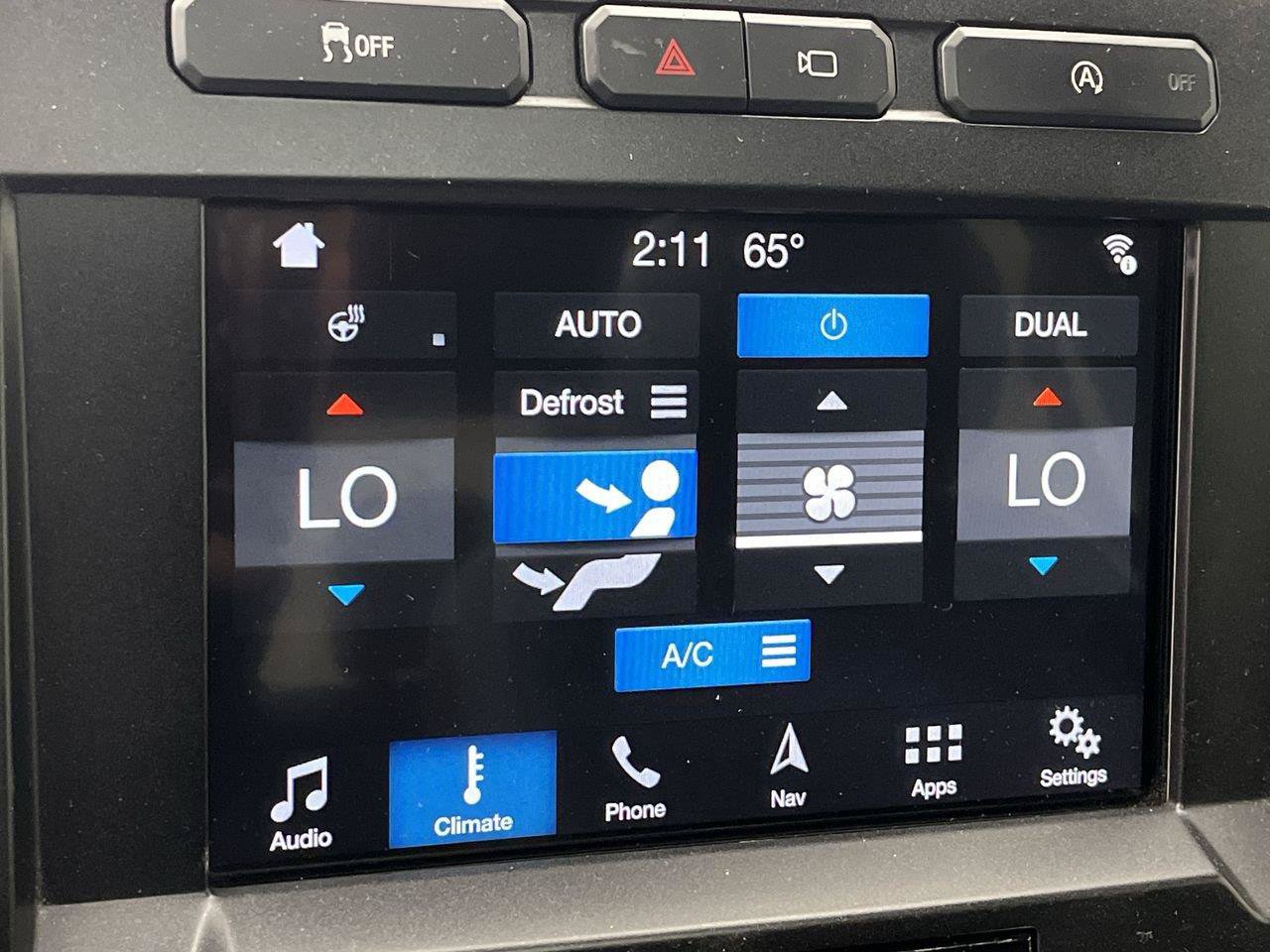 Used 2018 Ford F150 Lariat w/ Equipment Group 502A Luxury AWD/4WD image 26