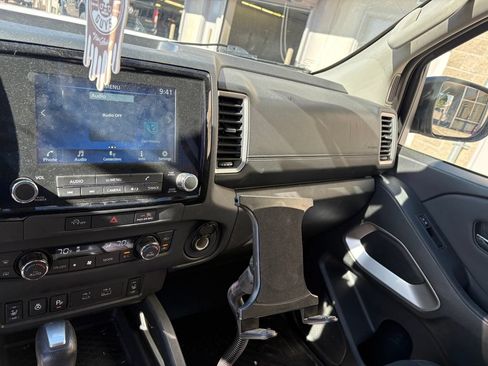 Used 2024 Nissan Frontier SV w/ SV Convenience Package AWD/4WD image 21
