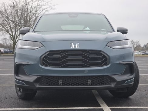 Used 2024 Honda HR-V Sport image 12